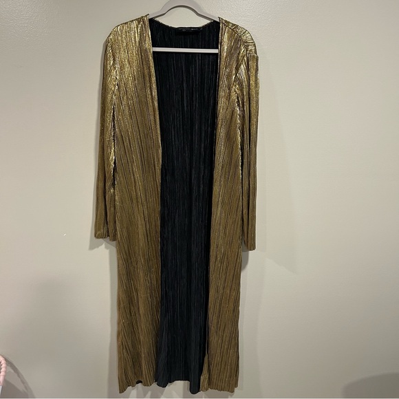 House of Harlow x Revolve Jodie Jacket In Metallic Gold - Picture 2 of 3